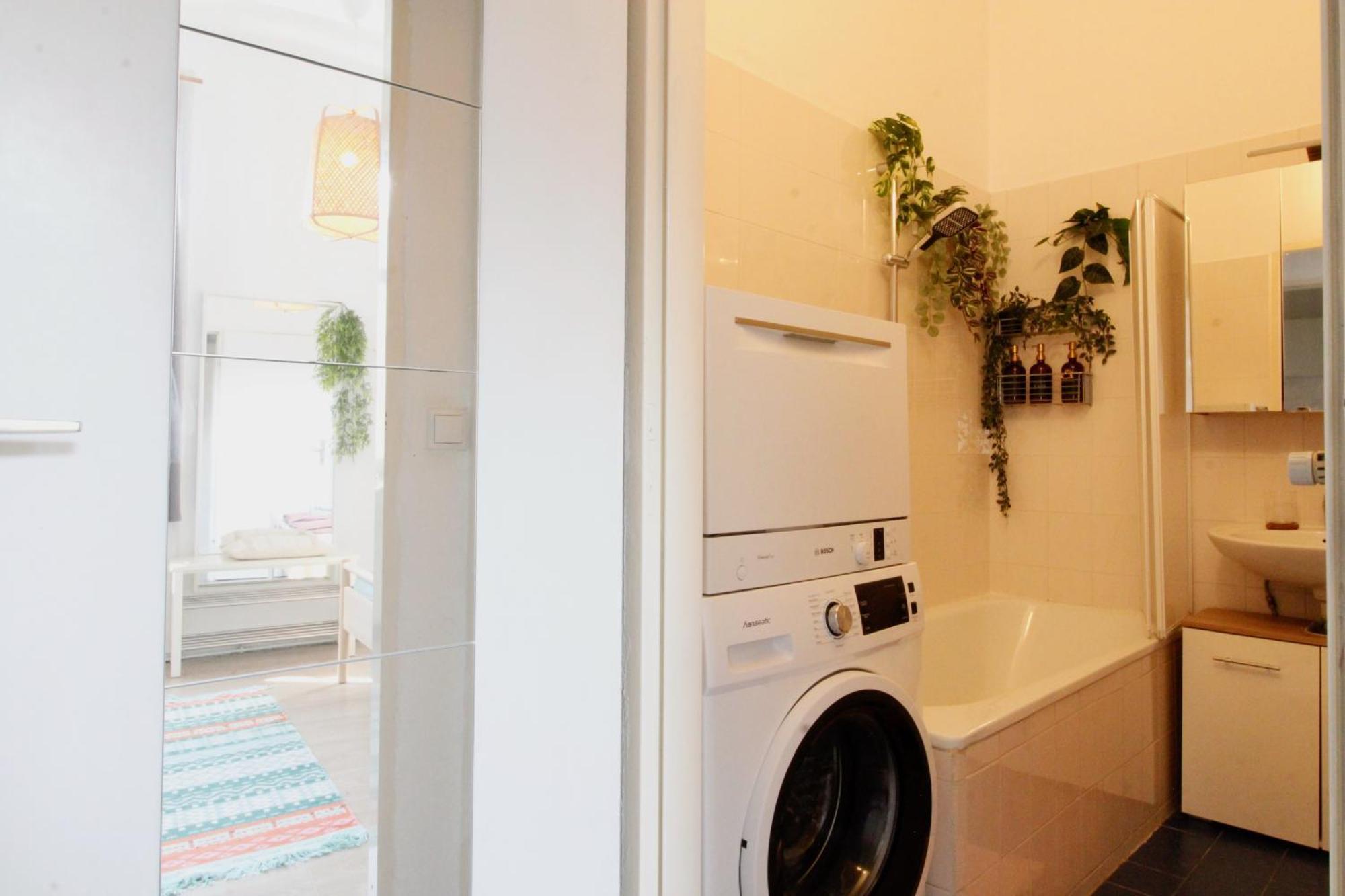 Cute Boho With Balcony * Wien
